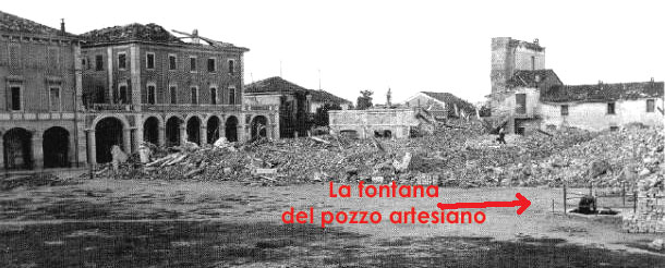 Monumento della pigna Disegni di pozzo da giardino