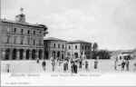 piazza_con-pigna.jpg (136681 byte)