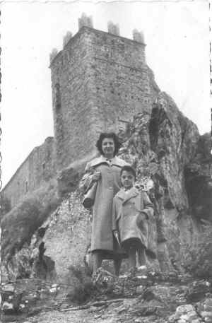 sestola-5-anni-io-e-mamma-c.jpg (97479 byte)