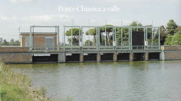 botte-ponte-chiavica-valle.jpg (496415 byte)