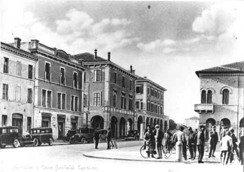 palazzo-grazioli-1930-con-c.jpg (135905 byte)
